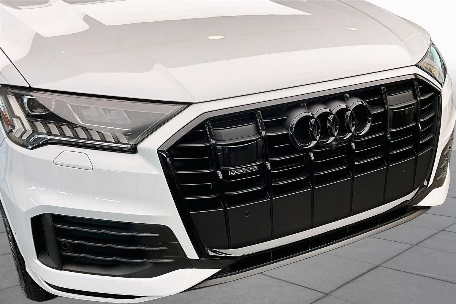 Certified 2024 Audi Q7 2.0T Premium Plus w/ Premium Plus Package AWD/4WD image 32