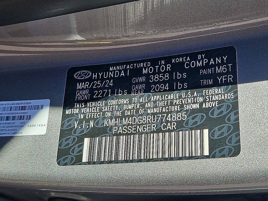 Used 2024 Hyundai Elantra SEL image 21