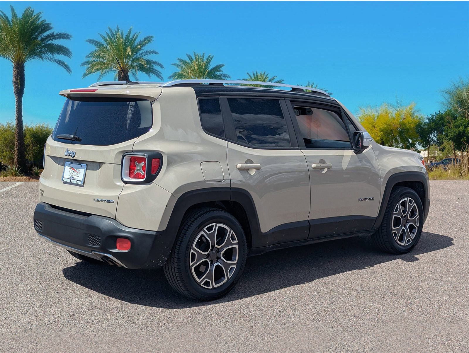Used 2015 Jeep Renegade Limited FWD image 5