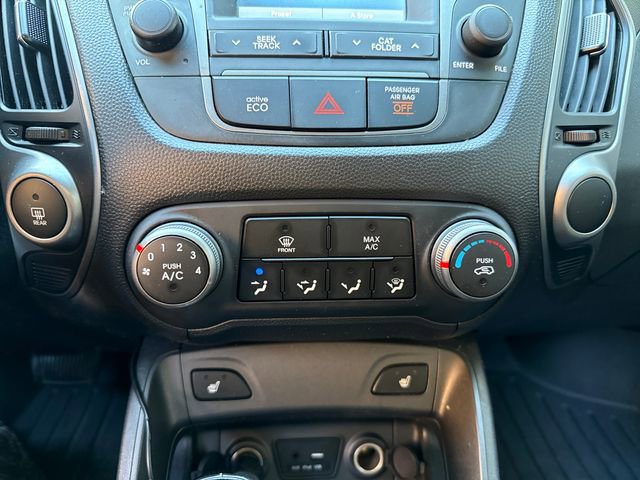 Used 2015 Hyundai Tucson SE image 18