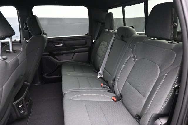 New 2027 RAM 1500 Express AWD/4WD image 23