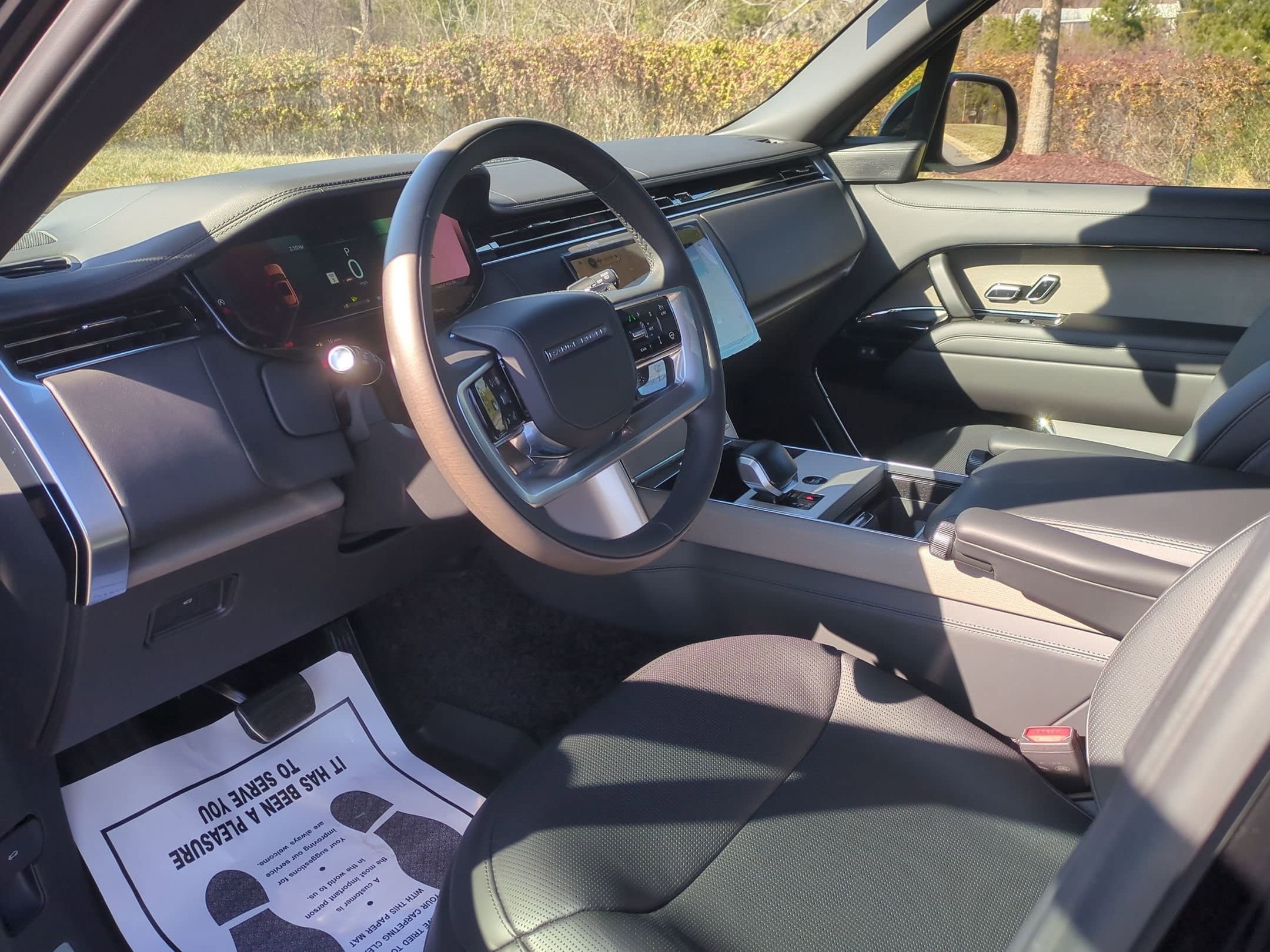 New 2026 Land Rover Range Rover SV AWD/4WD image 10