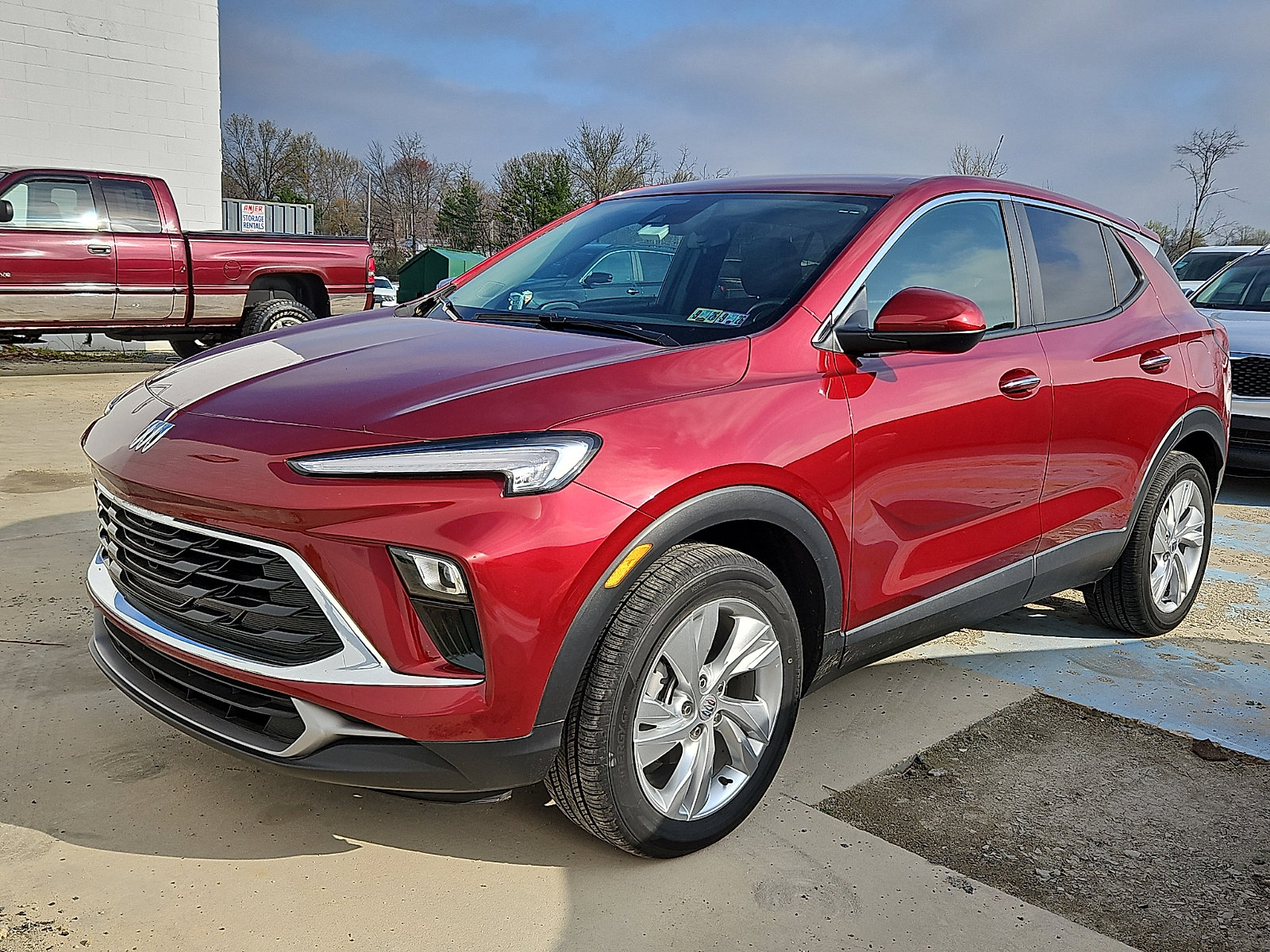 Used 2024 Buick Encore GX Preferred w/ Comfort Package image 3