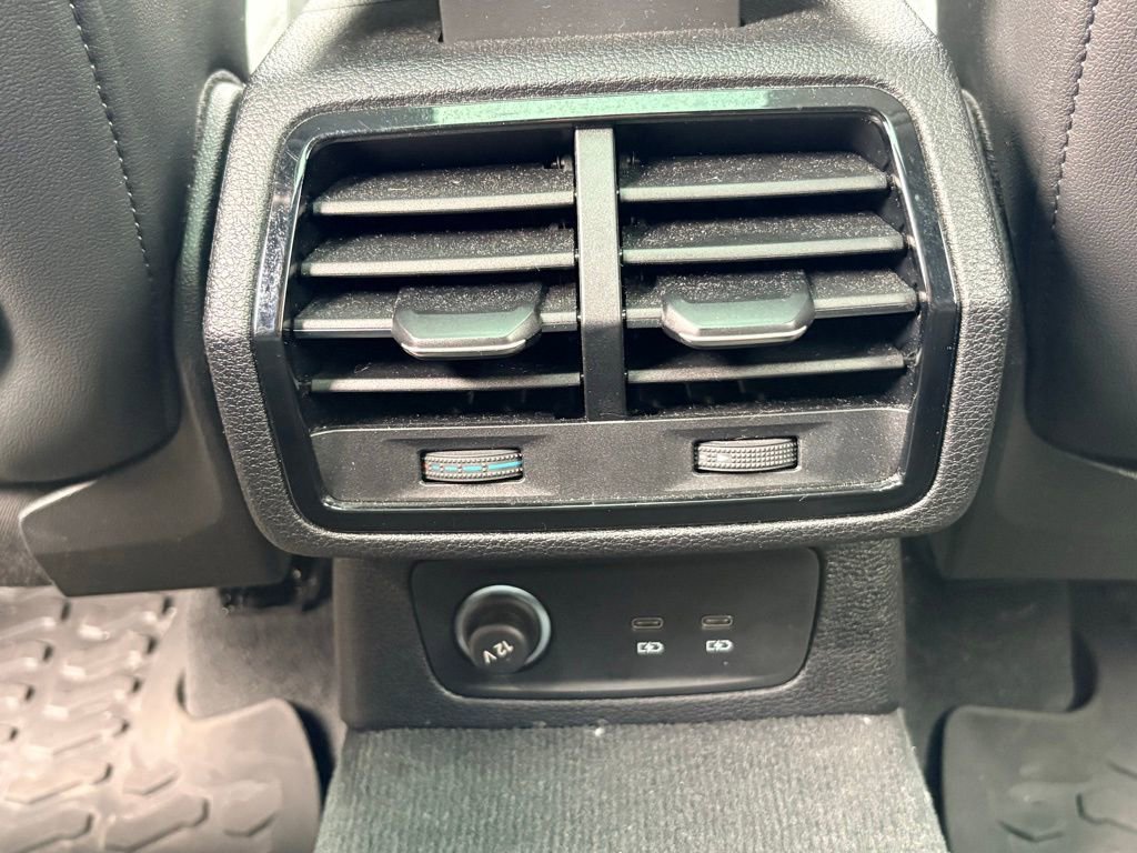 Used 2022 Audi Q3 2.0T Premium Plus image 11