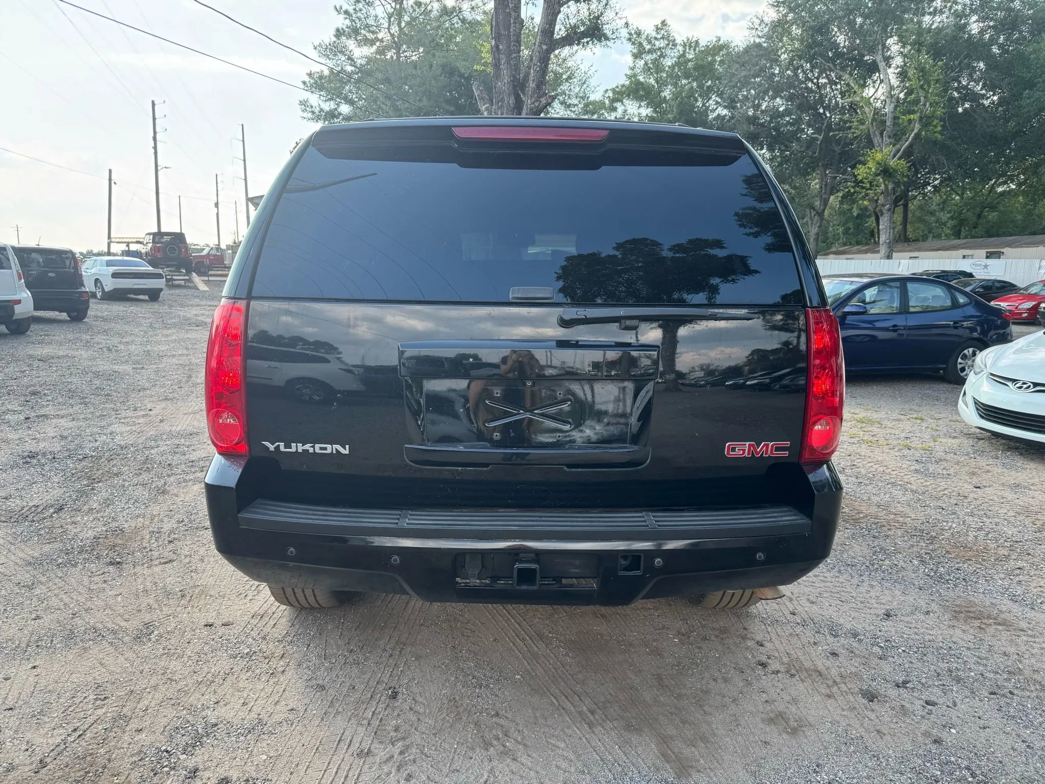 Used 2013 GMC Yukon SLE w/ Convenience Package image 5