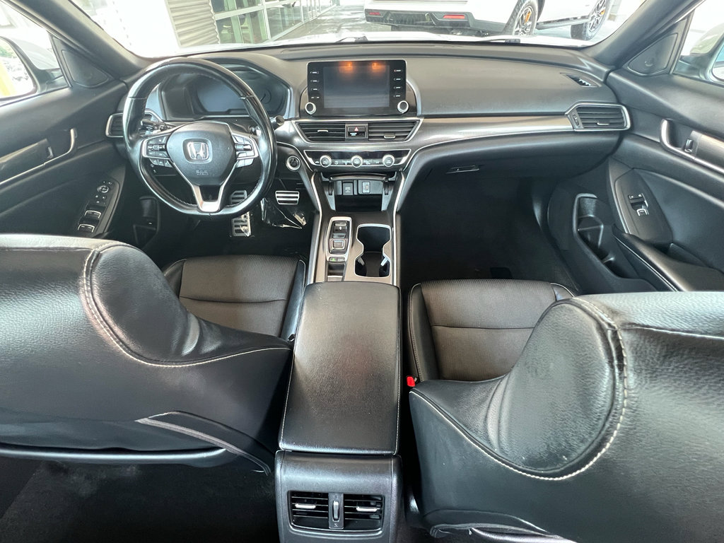 Used 2018 Honda Accord Sport image 12