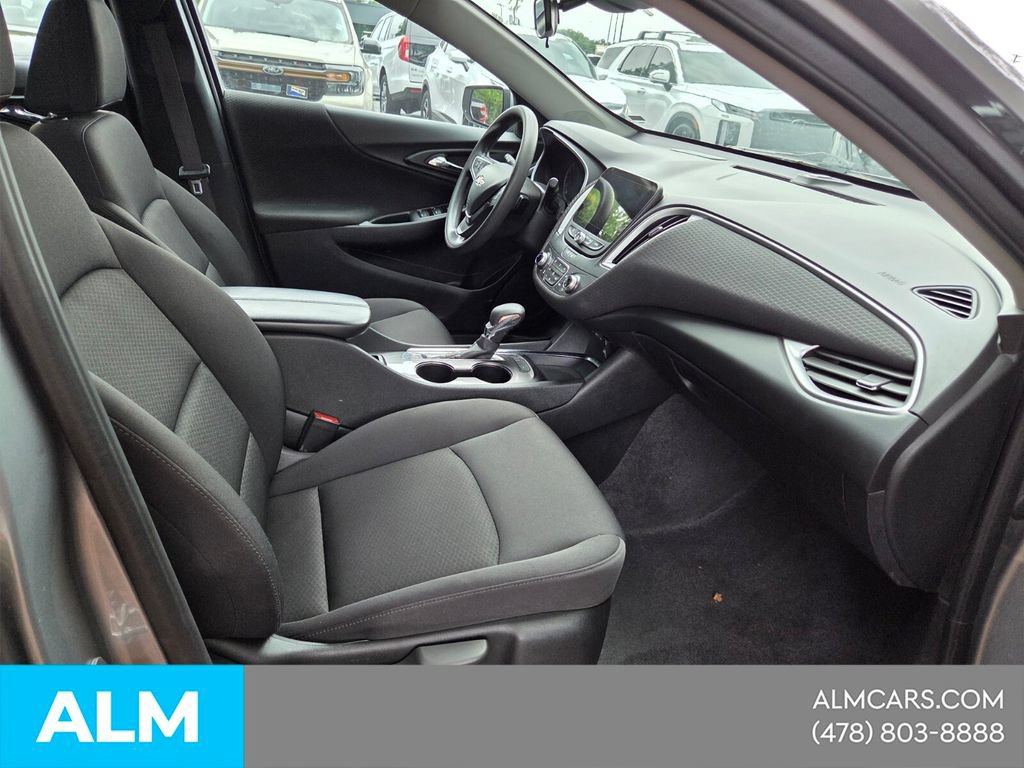 Used 2024 Chevrolet Malibu LT FWD image 16