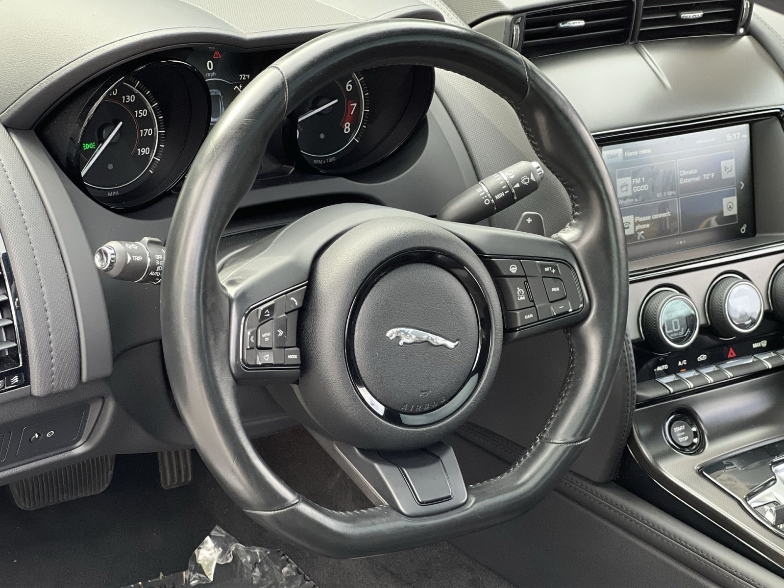 Used 2016 Jaguar F-TYPE Coupe RWD image 21