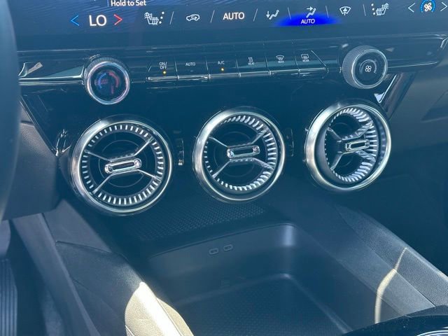 Certified 2024 Chevrolet Blazer EV LT AWD/4WD image 24