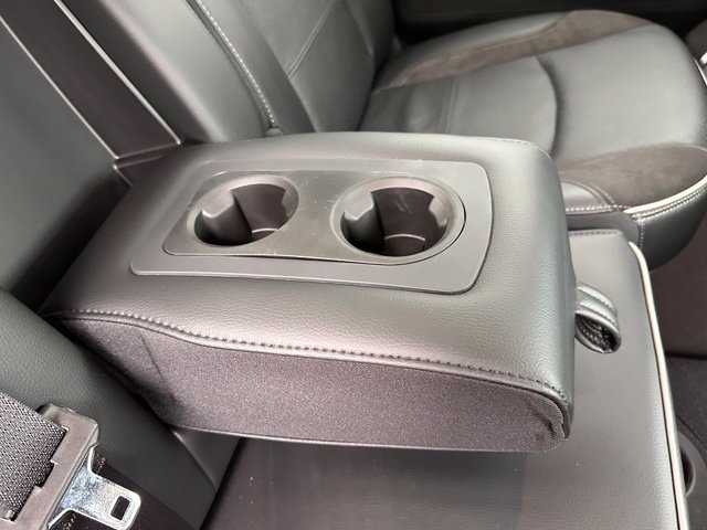 New 2026 RAM 2500 Laramie AWD/4WD image 25