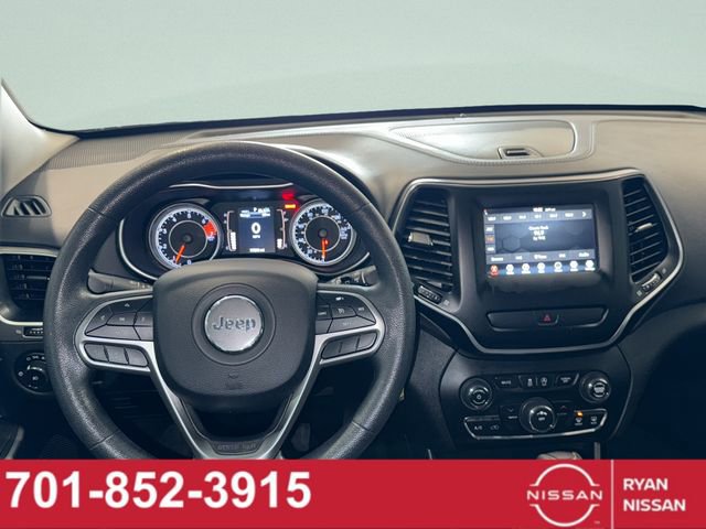 Used 2019 Jeep Cherokee Latitude w/ Popular Appearance Group image 26