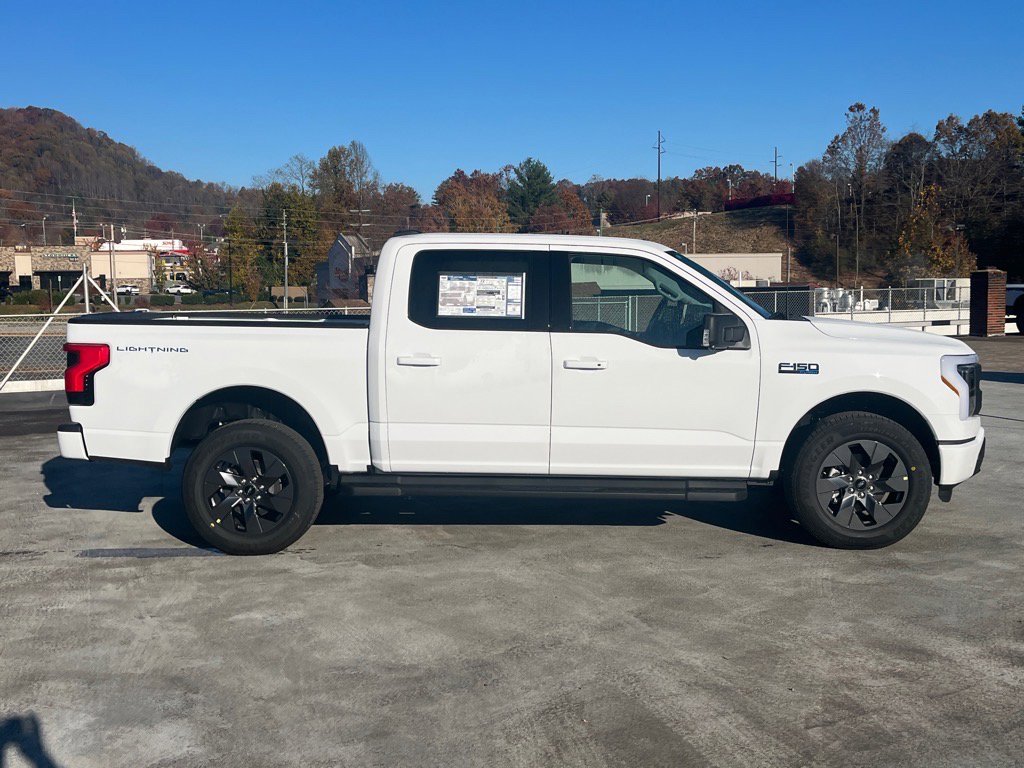 New 2025 Ford F150 Lightning Flash image 2