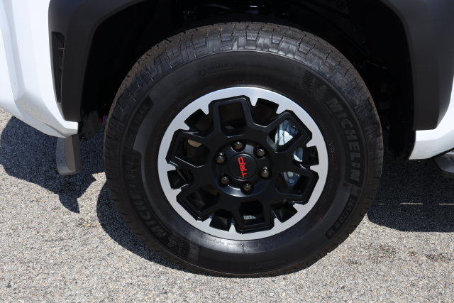 New 2026 Toyota 4Runner TRD Off-Road Premium w/ Tow Technology Package AWD/4WD image 9