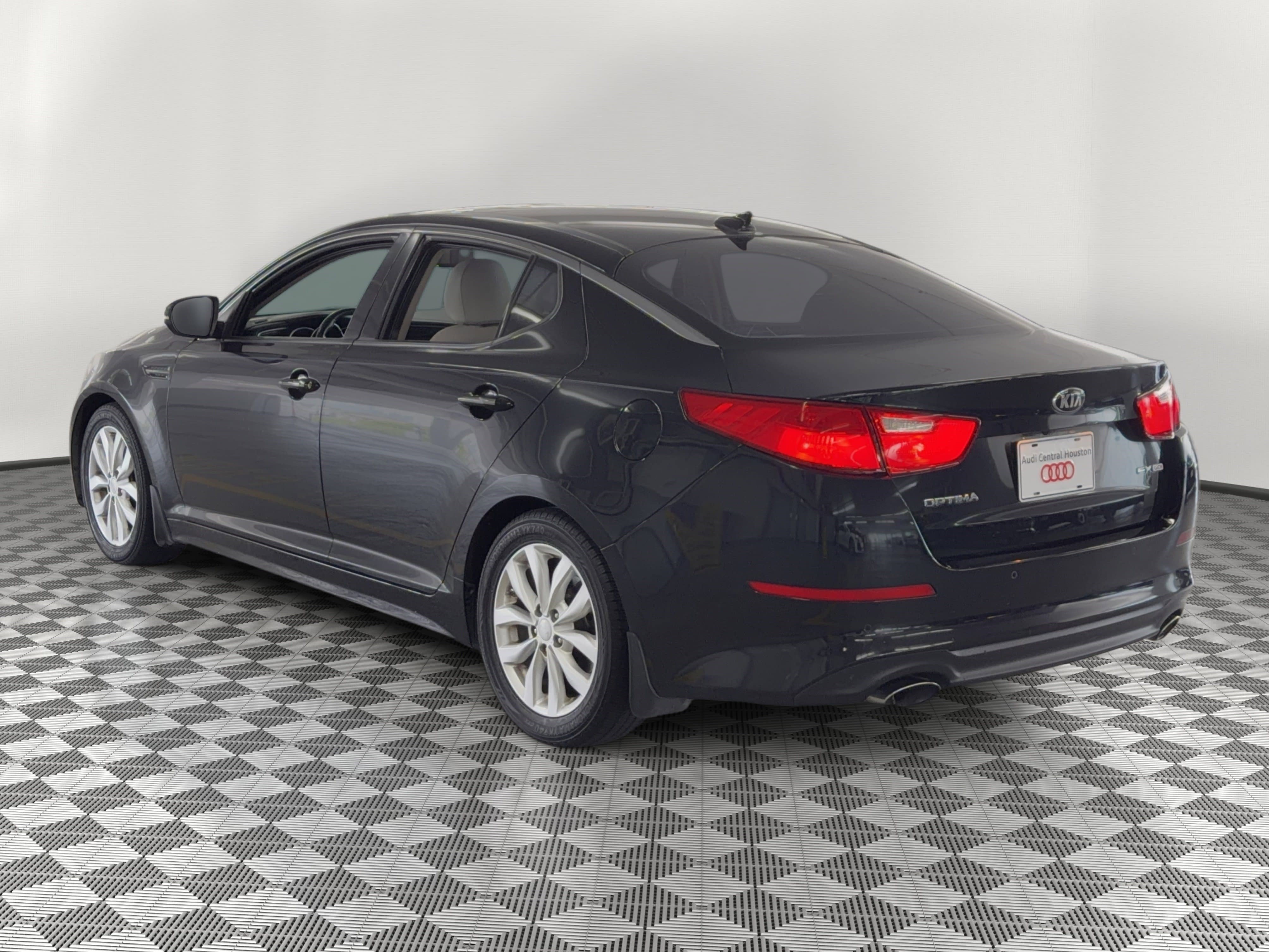 Used 2014 Kia Optima EX w/ EX Premium Package FWD image 3