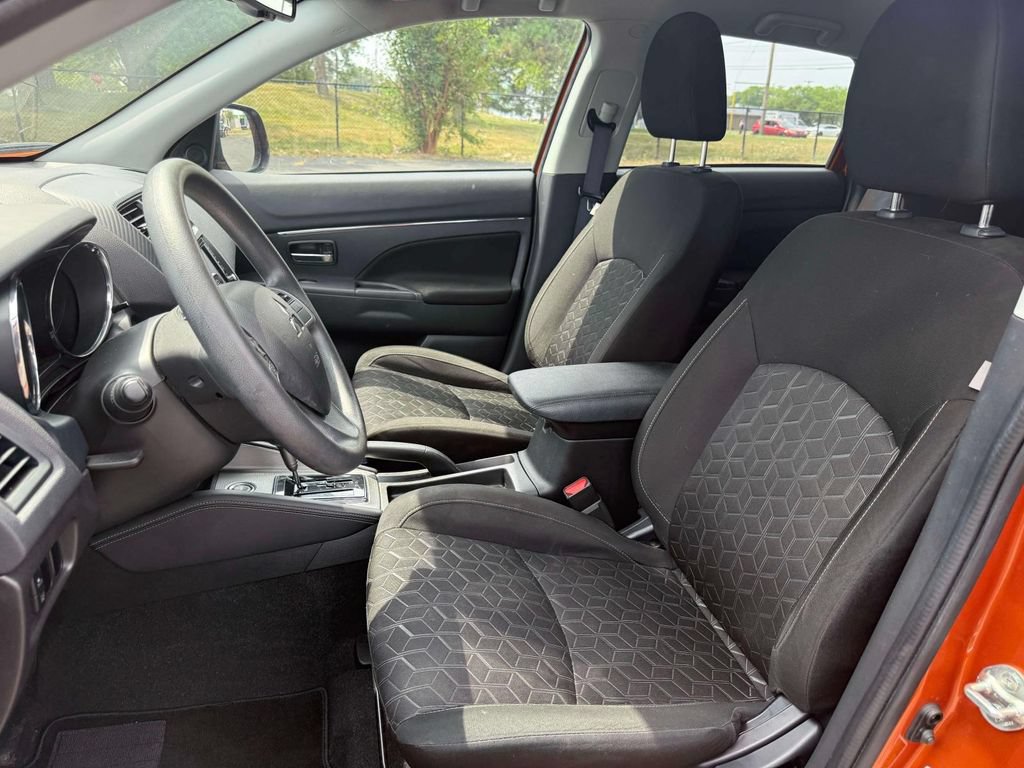 Used 2024 Mitsubishi Outlander Sport AWD image 17
