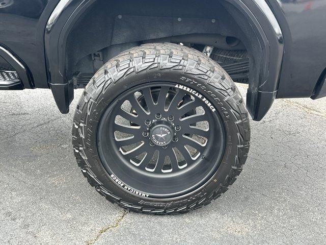 Used 2021 GMC Sierra 2500 Denali w/ Denali Black Diamond Edition image 22