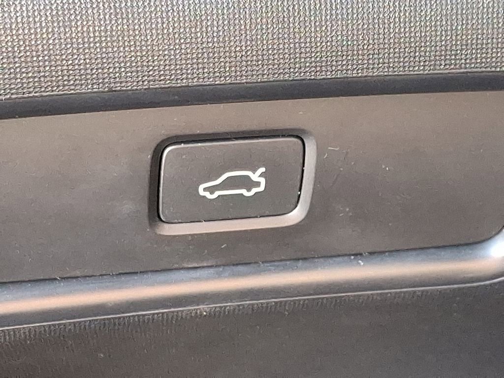 Used 2023 Polestar Polestar 2 w/ Pilot Pack image 21