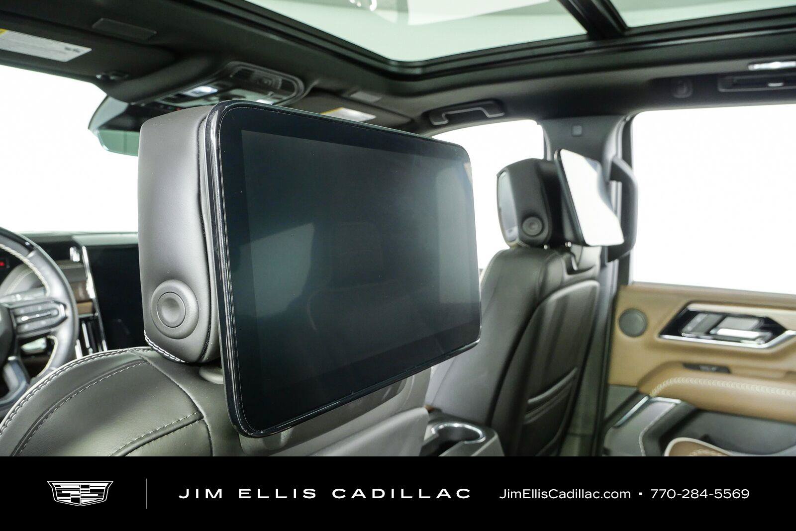 Used 2025 GMC Yukon Denali Ultimate AWD/4WD image 19