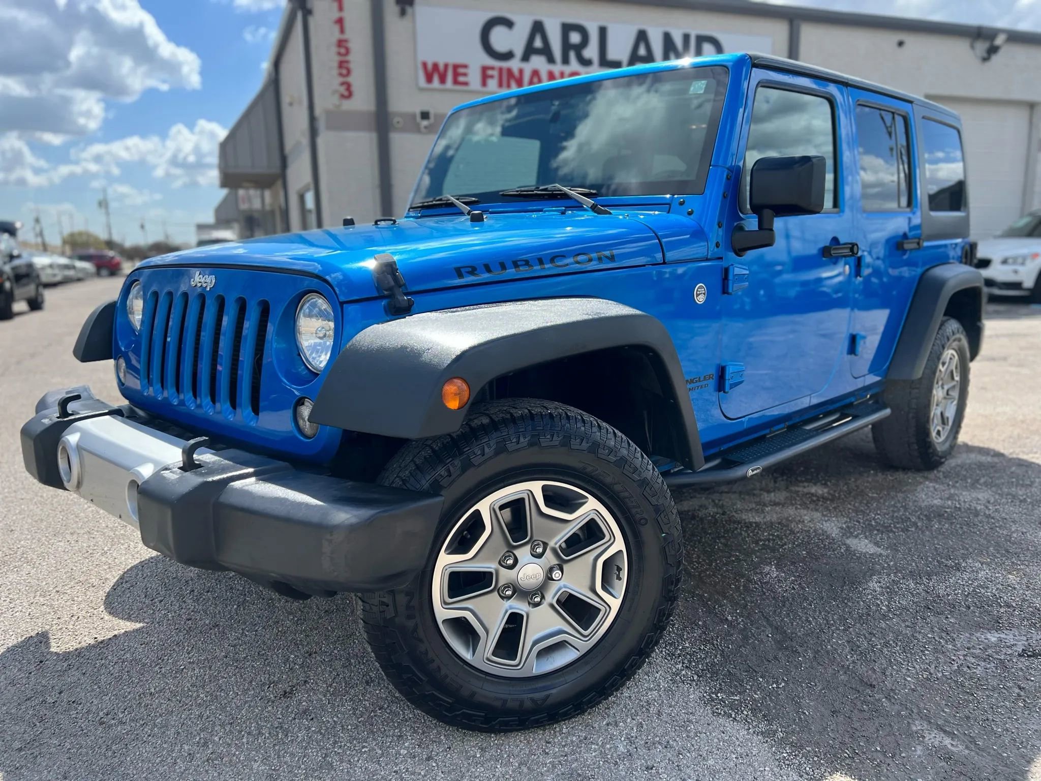 Used 2016 Jeep Wrangler Unlimited Rubicon w/ Connectivity Group image 3