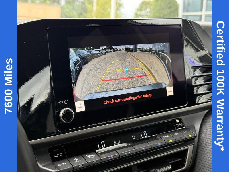 Used 2025 Toyota Camry SE FWD image 25