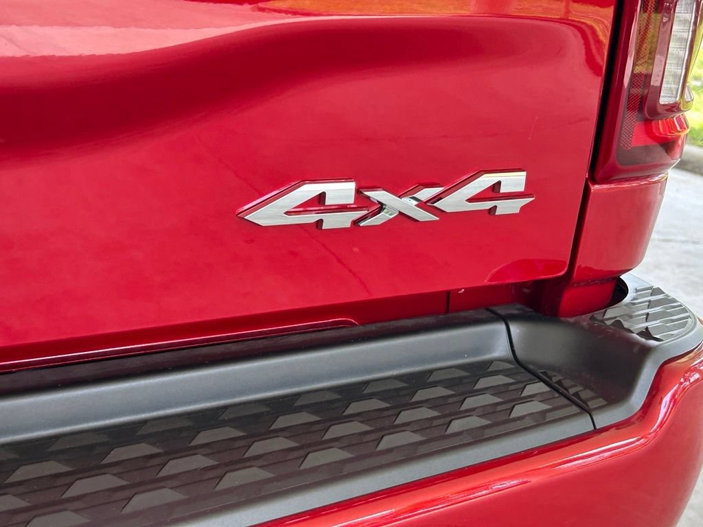Used 2026 RAM 2500 Laramie AWD/4WD image 23