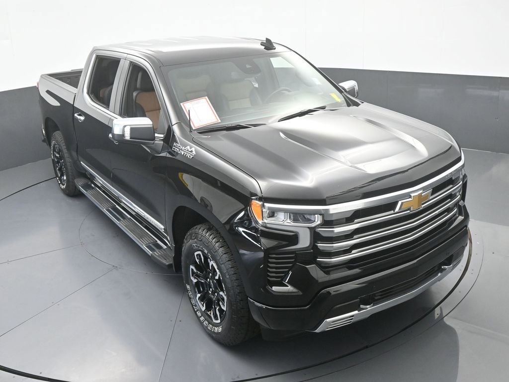 Used 2025 Chevrolet Silverado 1500 High Country image 60