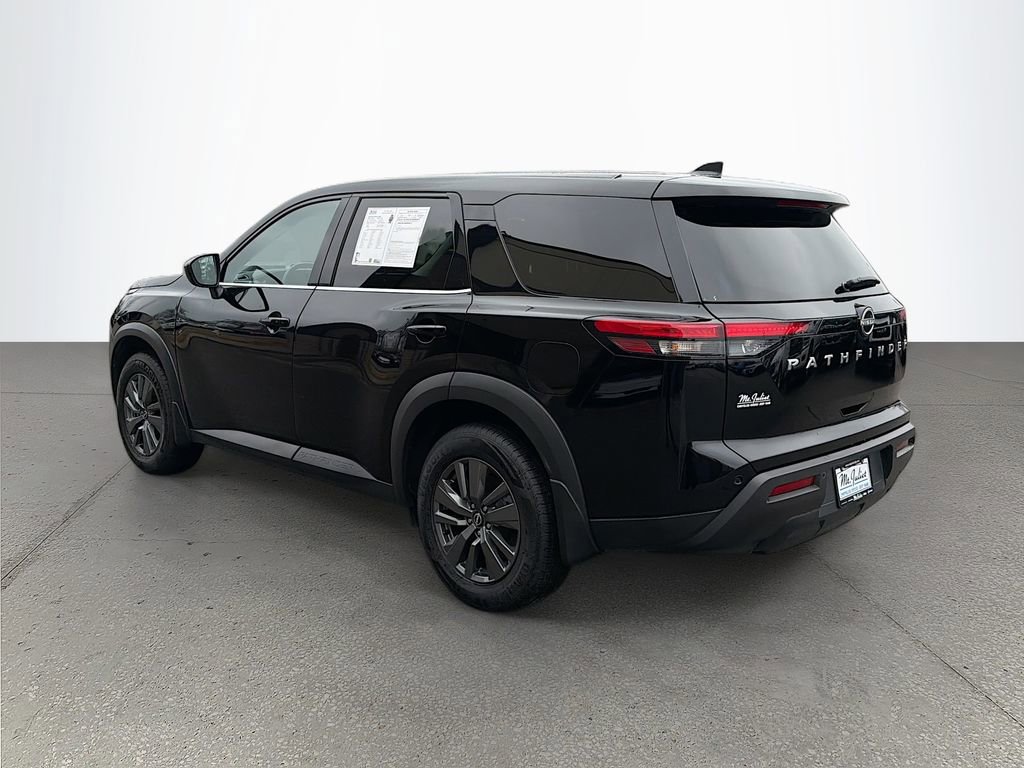 Used 2024 Nissan Pathfinder S image 6