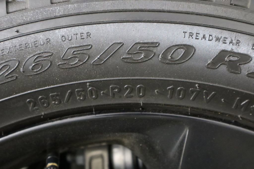 Used 2024 Jeep Grand Cherokee Limited w/ Black Appearance Package image 52