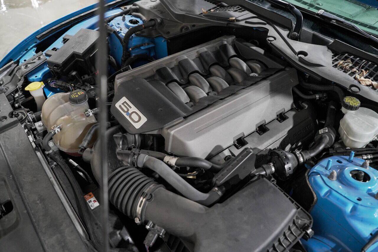 Used 2017 Ford Mustang GT image 27