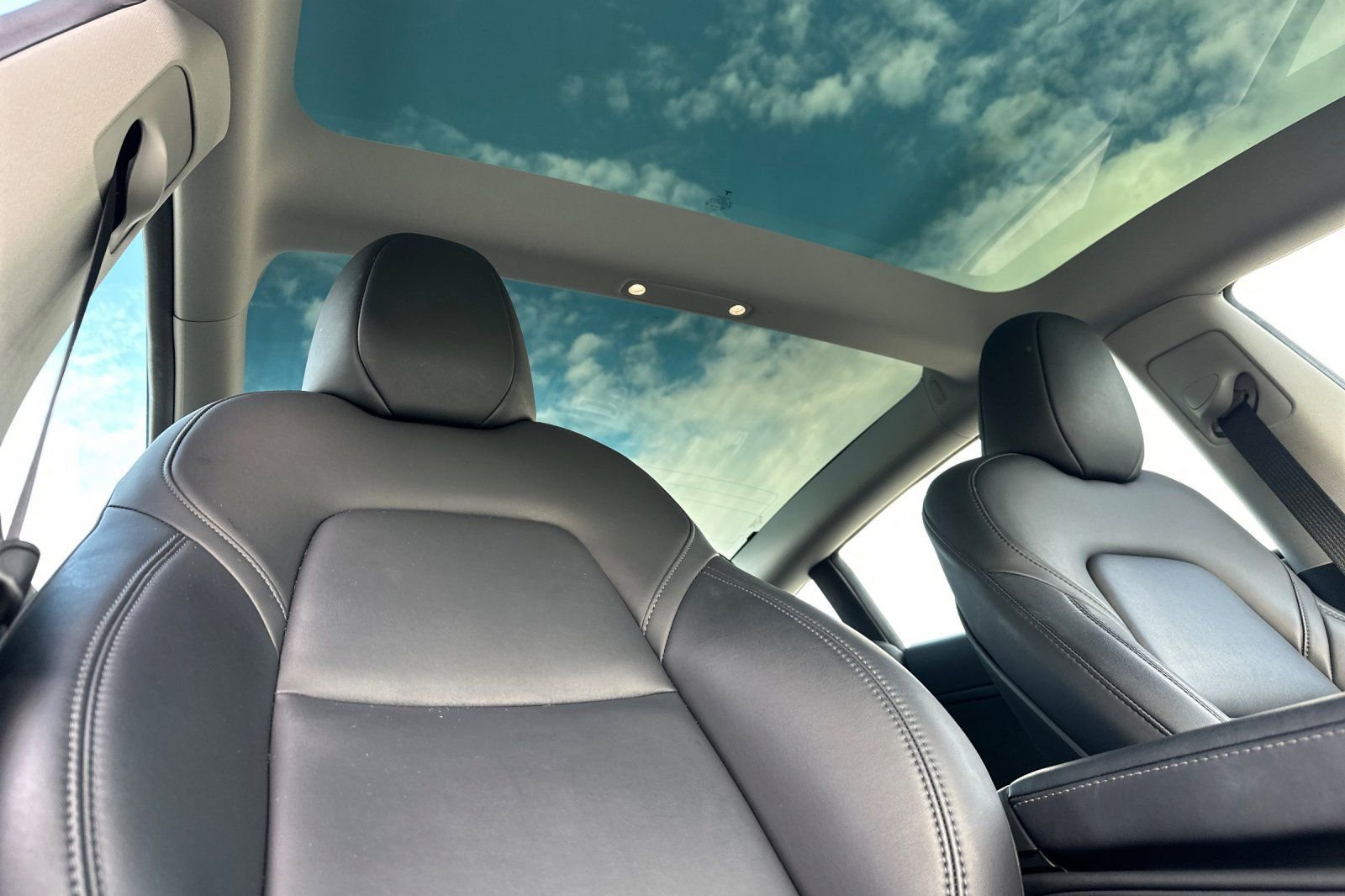 Used 2023 Tesla Model 3 Standard Range image 20