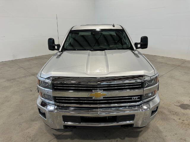 Used 2015 Chevrolet Silverado 2500 LTZ AWD/4WD image 4