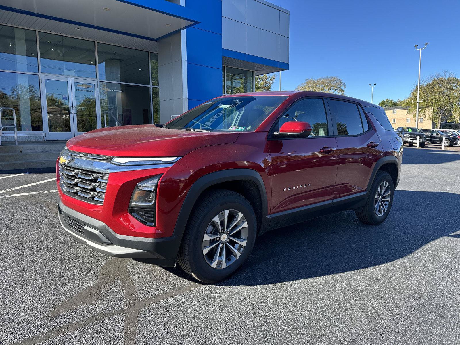 New 2027 Chevrolet Equinox LT w/ Convenience Package II AWD/4WD image 3