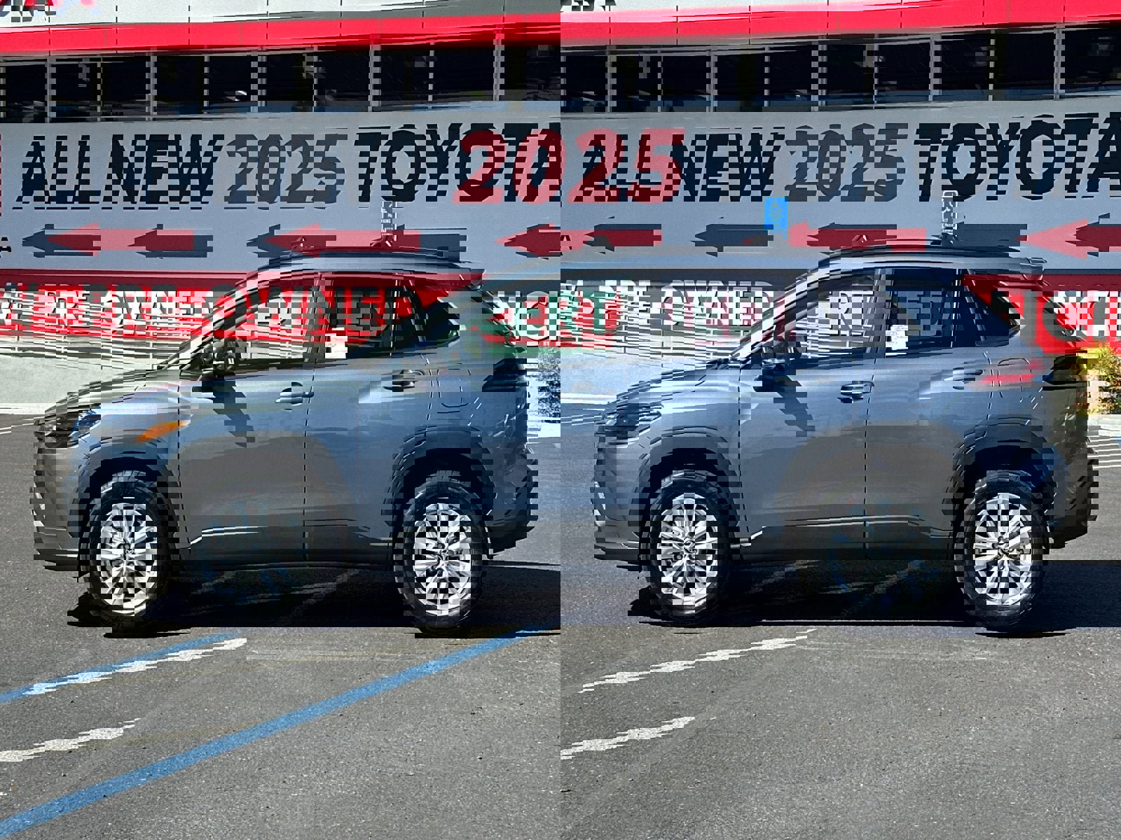 New 2026 Toyota Corolla Cross LE image 2