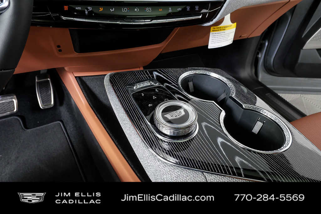 New 2026 Cadillac Optiq Luxury 2 RWD image 18