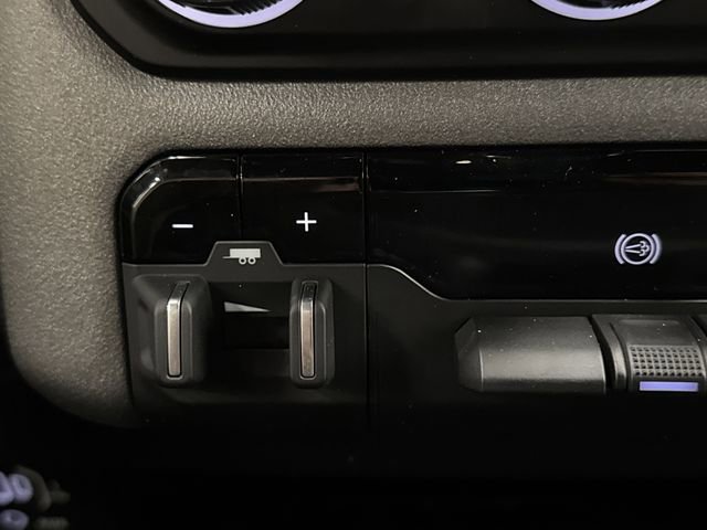 Used 2024 RAM 3500 Tradesman image 25