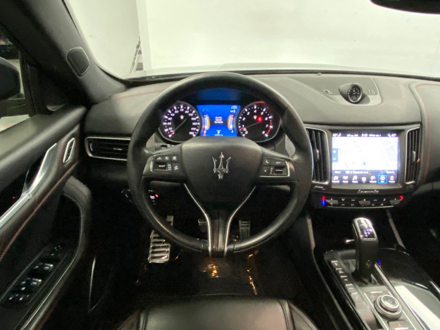 Used 2020 Maserati Levante GranSport image 35