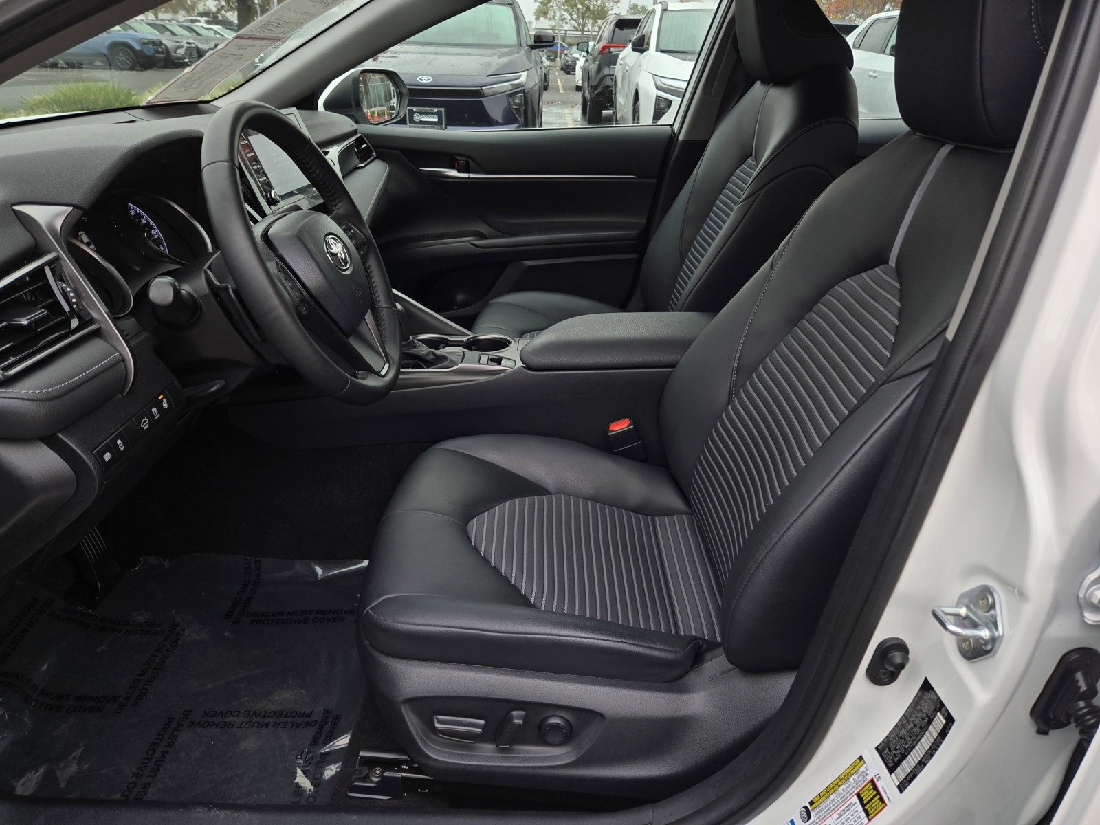 Certified 2021 Toyota Camry SE image 16