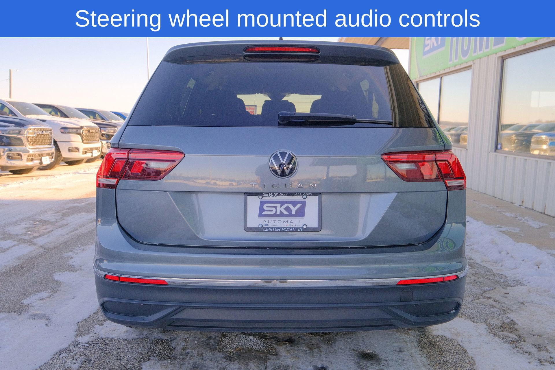 Used 2024 Volkswagen Tiguan S image 7