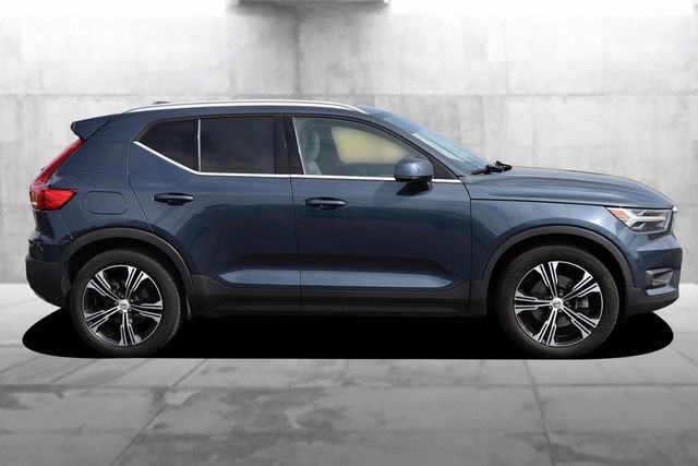 Used 2022 Volvo XC40 T5 Inscription w/ Climate Package AWD/4WD image 5