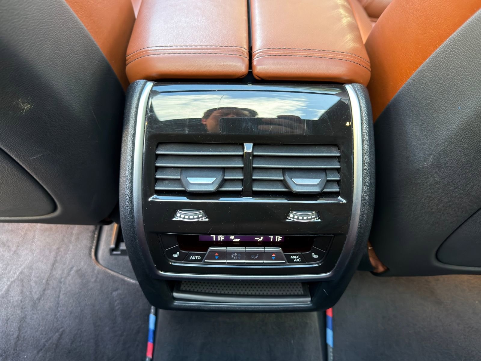 Used 2022 BMW X5 M50i image 16