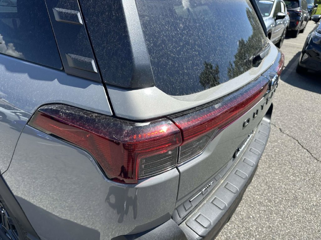 New 2026 Subaru Outback Limited XT w/ Premium/Limited Plus Package AWD/4WD image 8