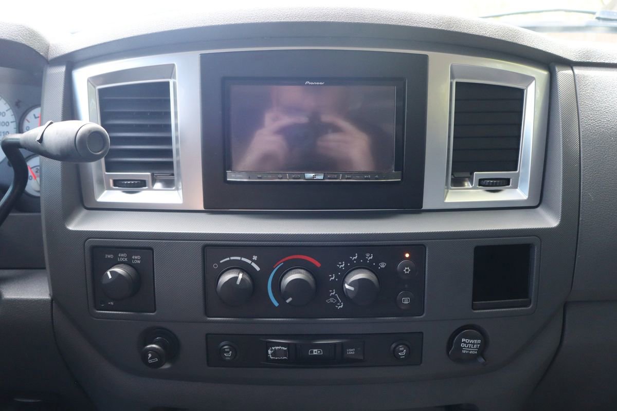 Used 2009 Dodge Ram 2500 Truck SLT w/ Popular Equipment Group AWD/4WD image 34