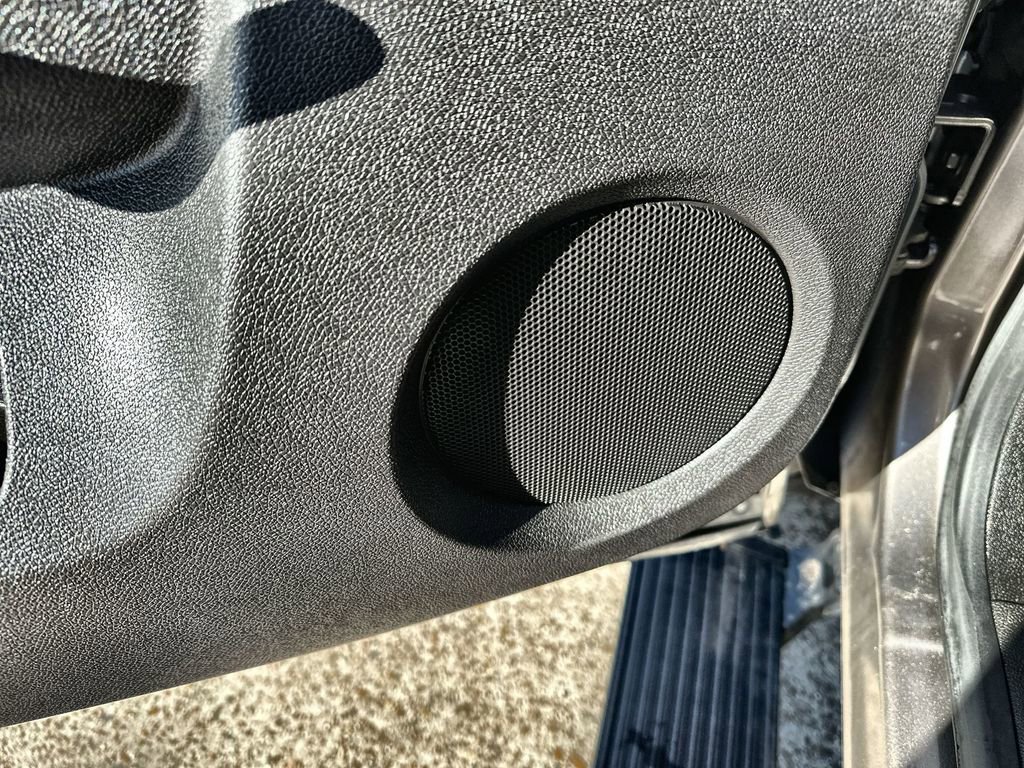 Used 2012 GMC Sierra 2500 SLE w/ SLE Preferred Package image 23