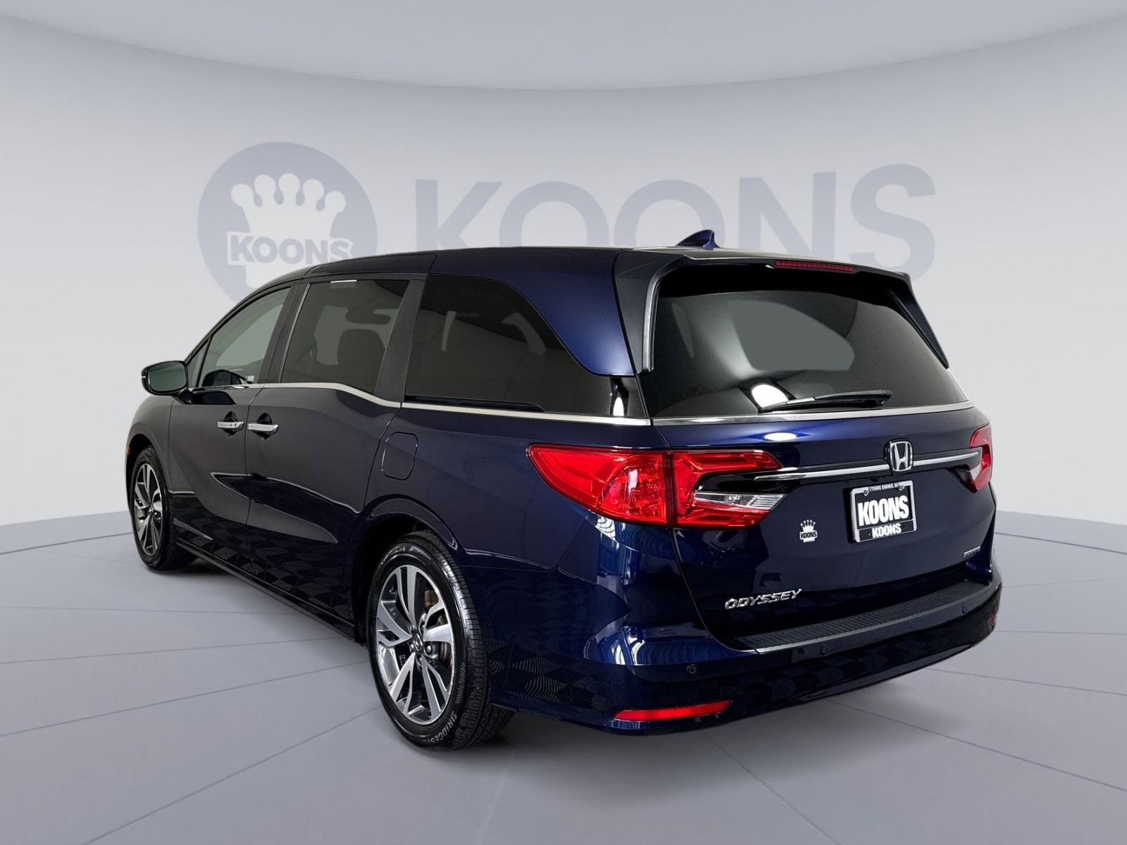 Used 2023 Honda Odyssey Touring image 4