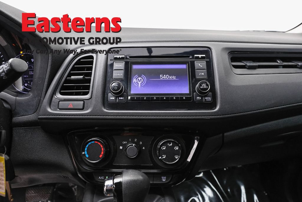 Used 2016 Honda HR-V LX image 11