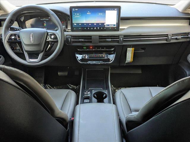 New 2025 Lincoln Corsair Premiere image 15