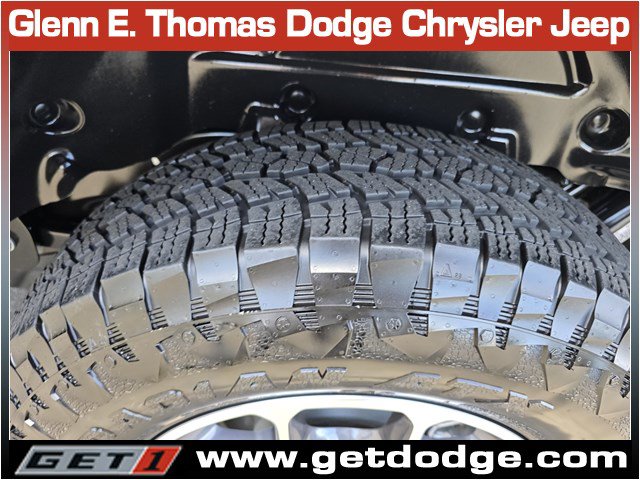 Used 2025 Jeep Wrangler Sport S image 38