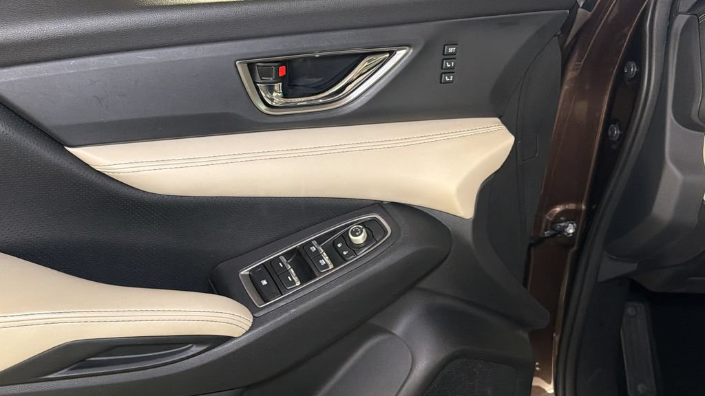 Used 2019 Subaru Ascent Limited AWD/4WD image 19