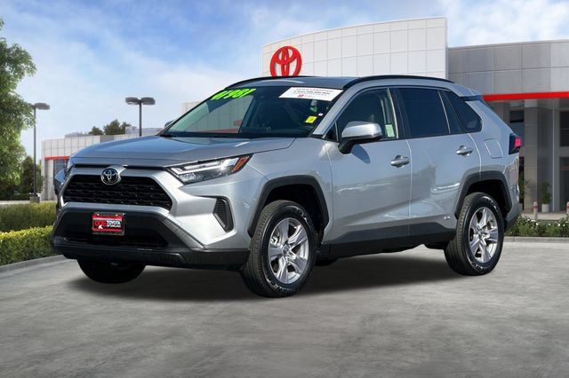 Certified 2025 Toyota RAV4 XLE w/ Convenience Package AWD/4WD image 10