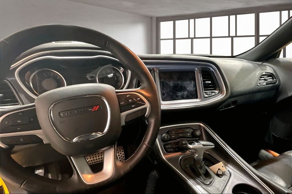 Used 2017 Dodge Challenger R/T Plus image 16